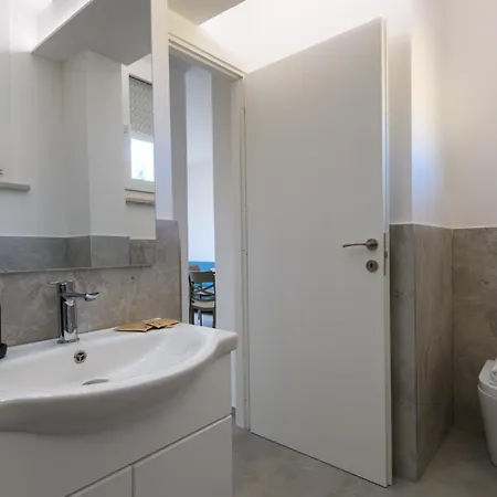 Apartmán Guesthost - Vz Marotta