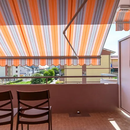 Guesthost - Vz Apartmán *